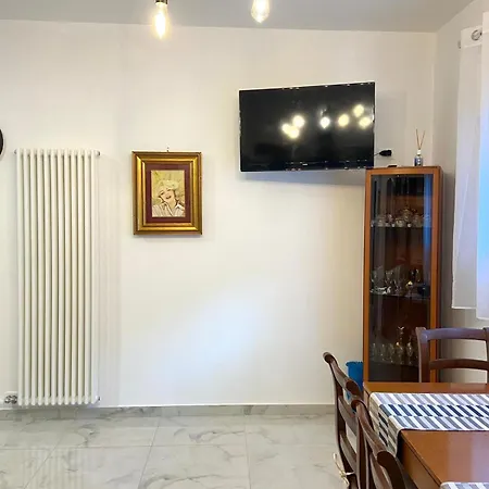 A-b House Πανσιόν 3*