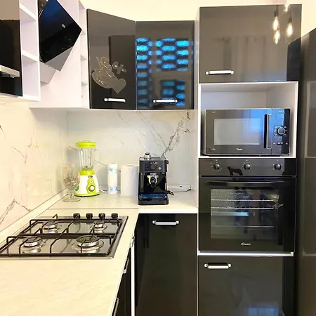 Πανσιόν A-b House 3*